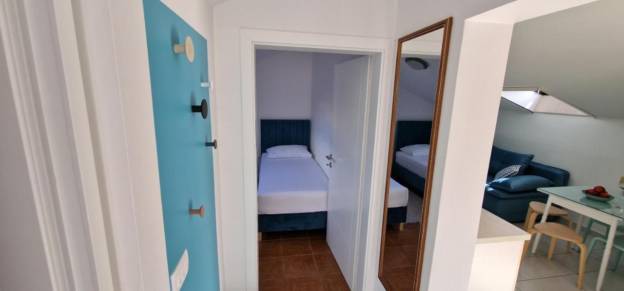 Apartmani Eladora Biograd Na Moru Εξωτερικό φωτογραφία