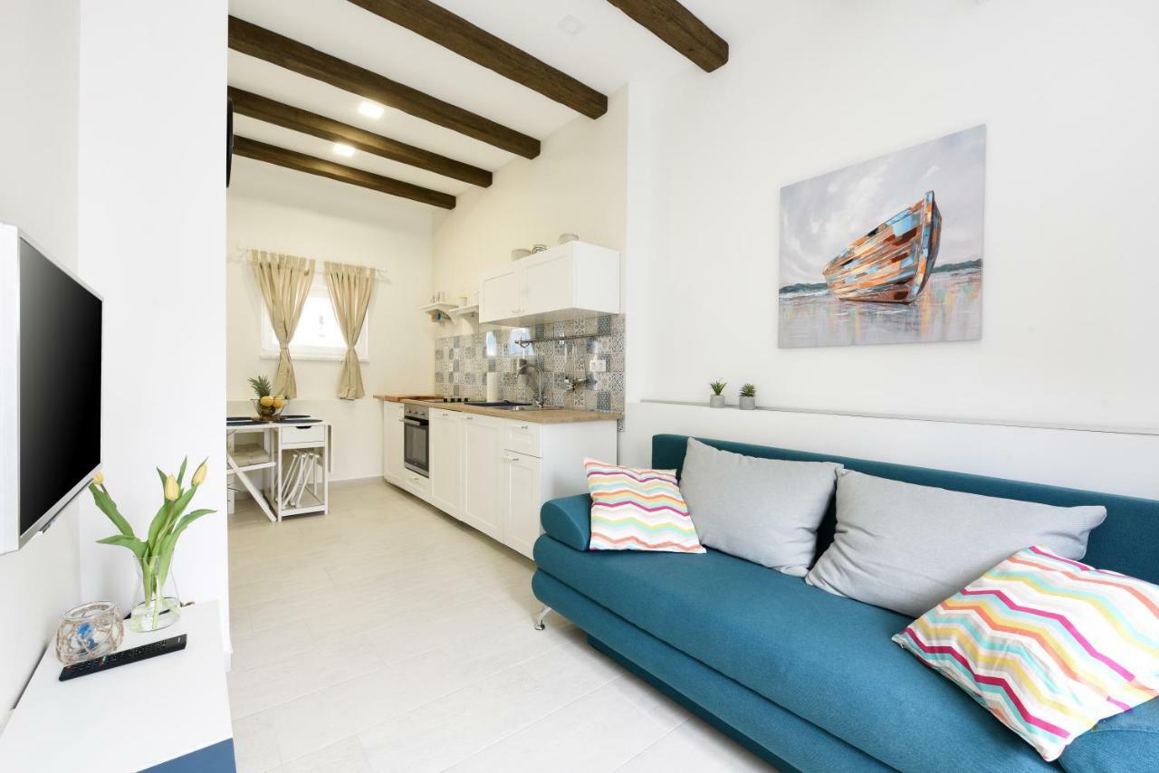 Apartmani Eladora Biograd Na Moru Εξωτερικό φωτογραφία
