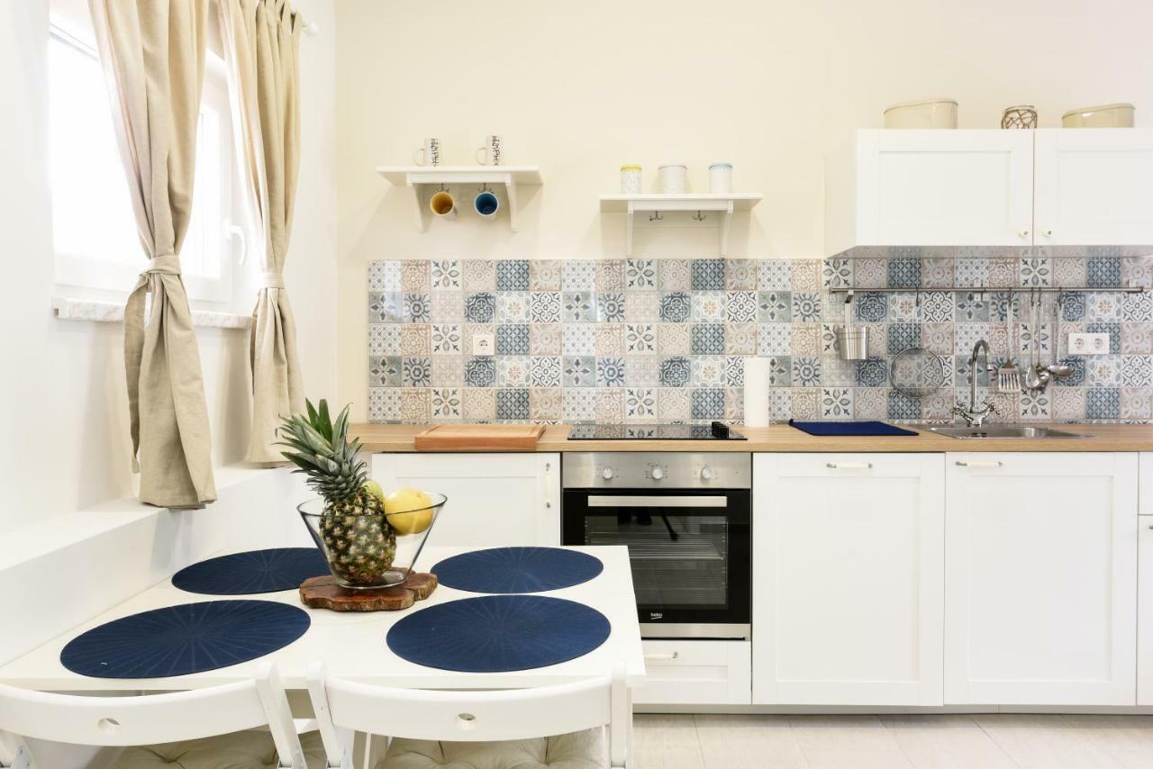 Apartmani Eladora Biograd Na Moru Εξωτερικό φωτογραφία